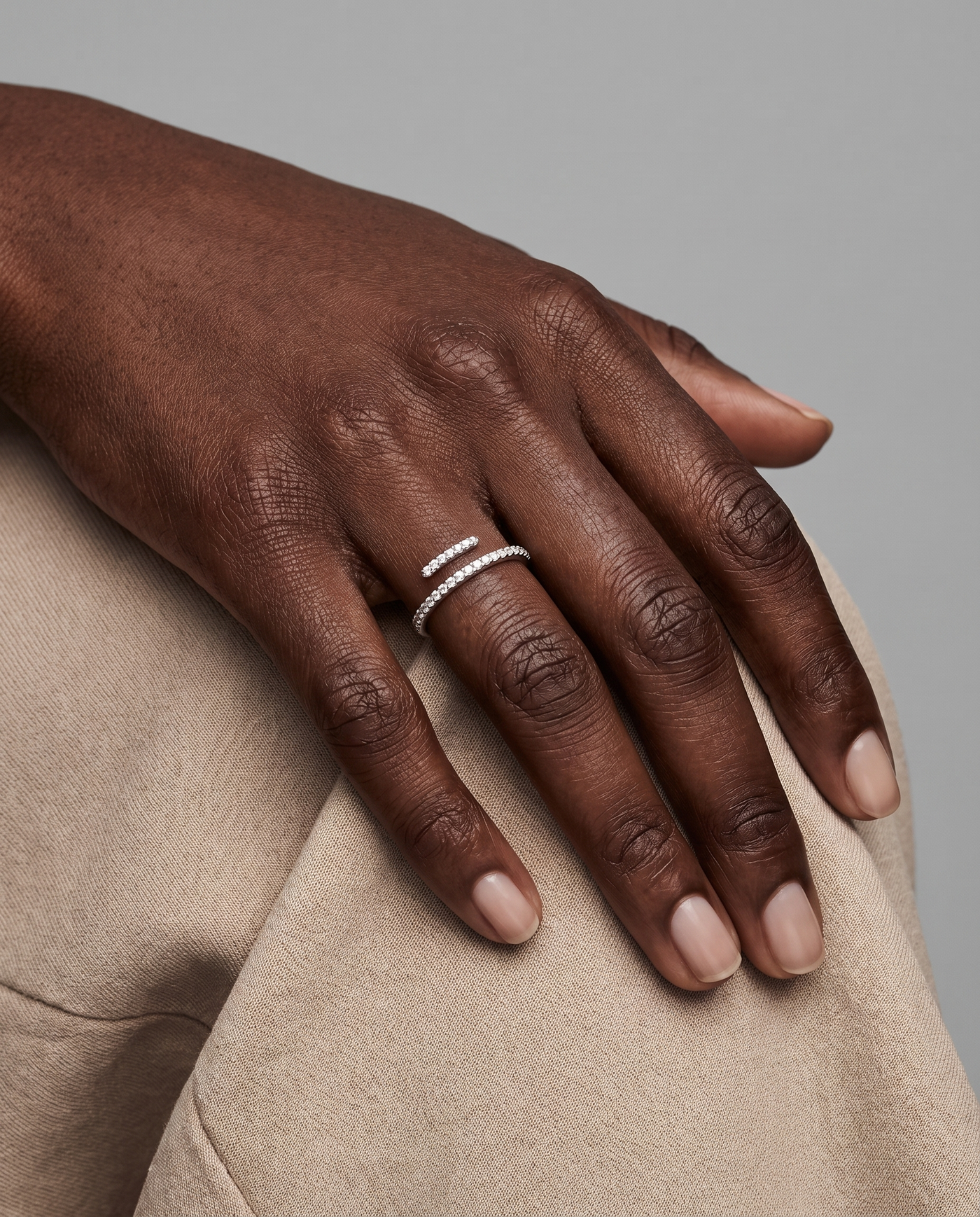 Anillo Estela, estudio